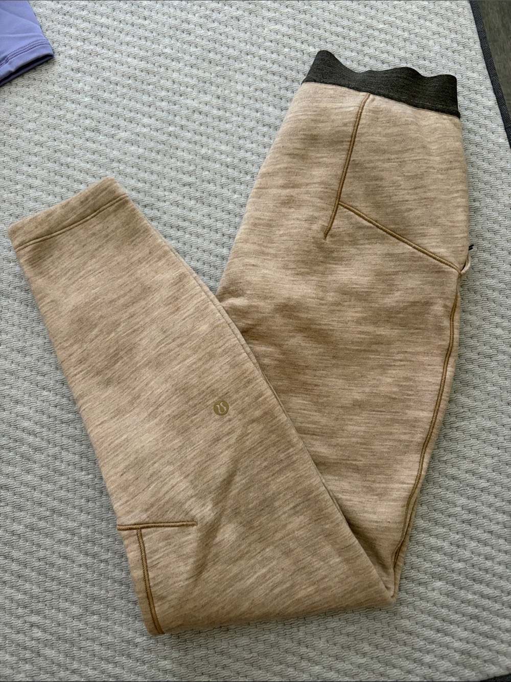 lululemon athletica women’s Heathered Beige Sweat Joggers with Dark Waistband